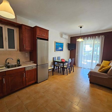 Glyfada Beachfront Apartment A3G Exterior photo