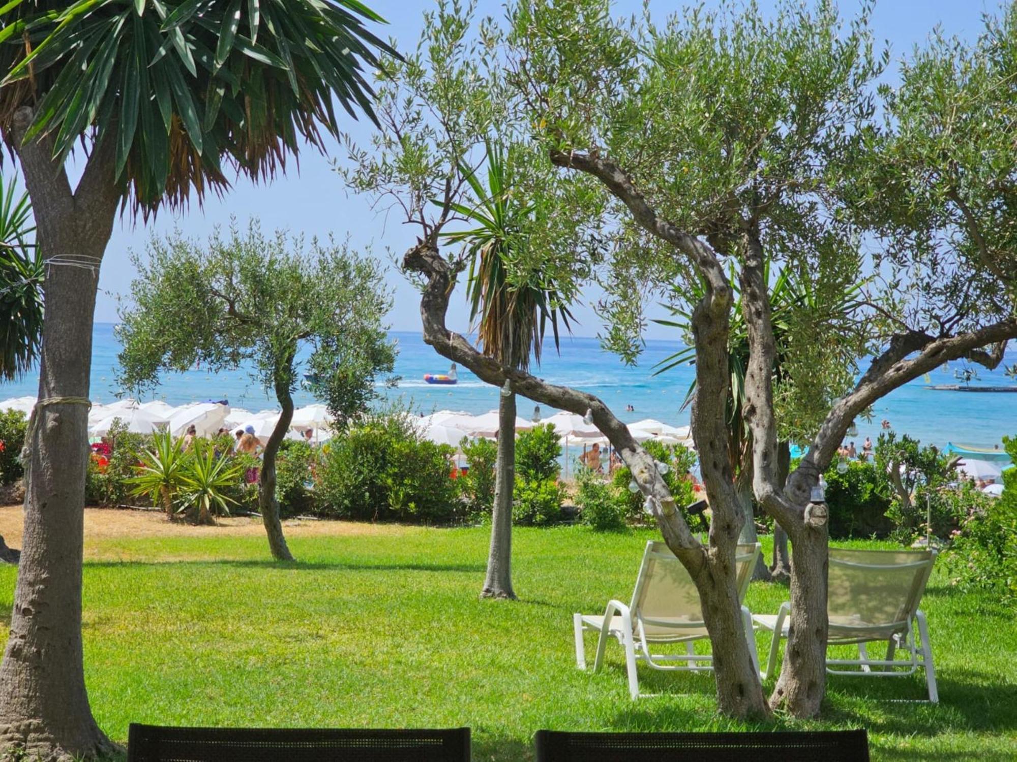 Glyfada Beachfront Apartment A3G Exterior photo