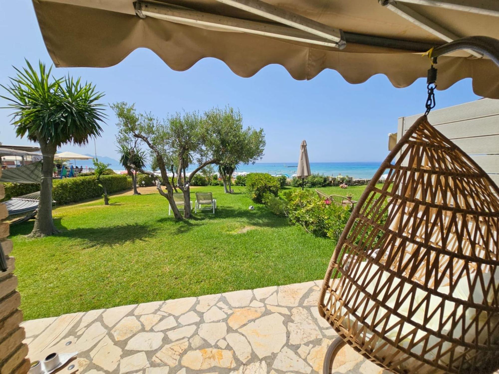 Glyfada Beachfront Apartment A3G Exterior photo