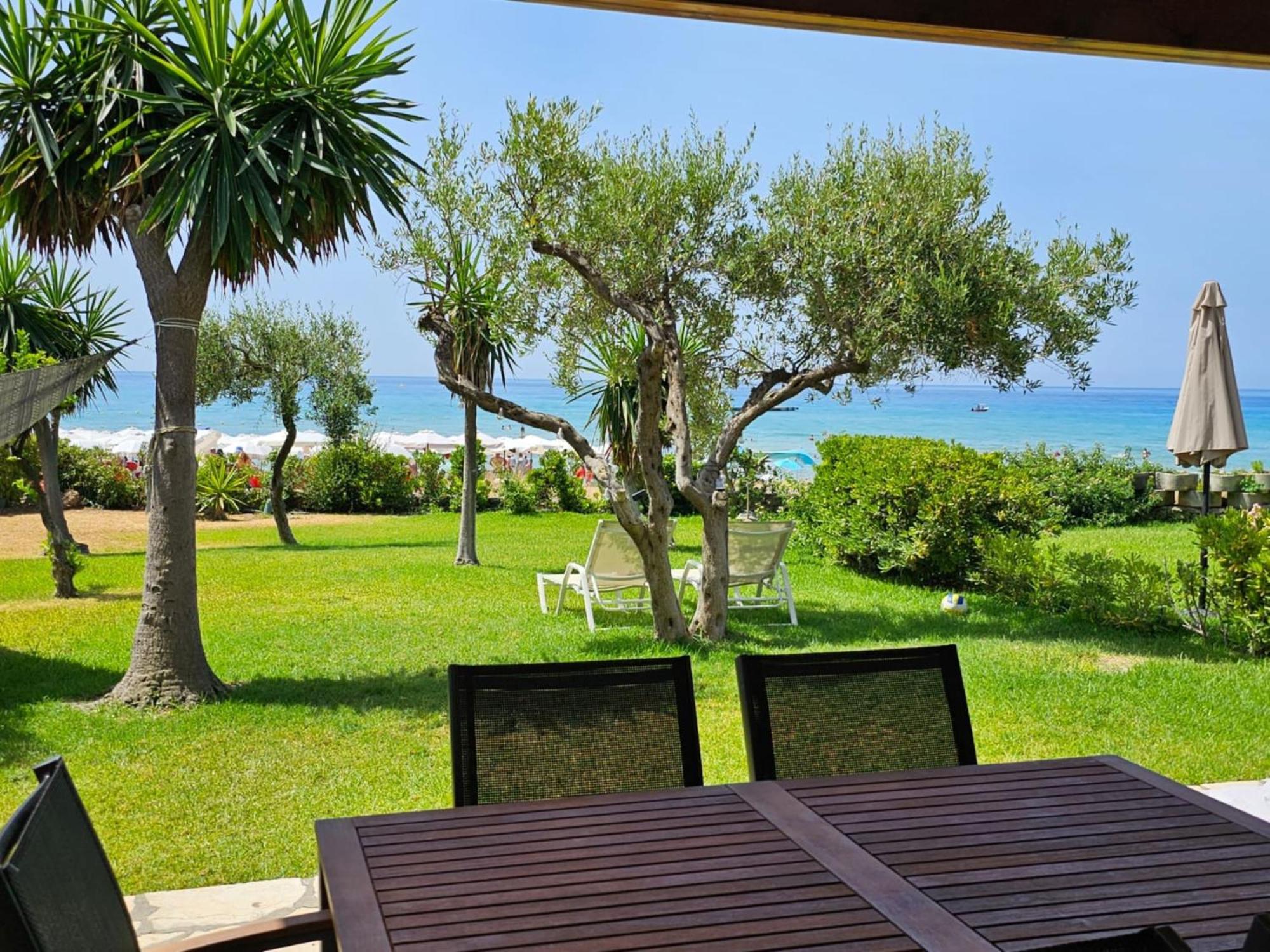 Glyfada Beachfront Apartment A3G Exterior photo